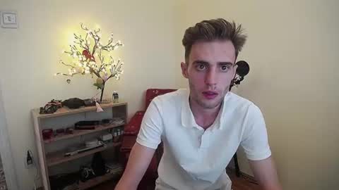 Hologram Guy online show from 07-01-26, 12:51