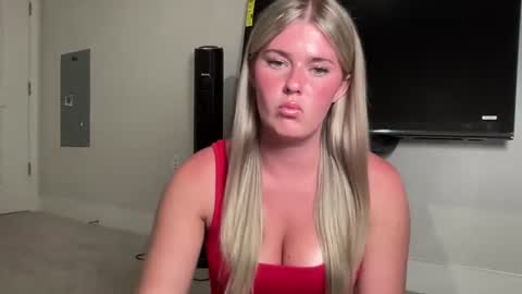 Lacie online show from 07-15-26, 04:29