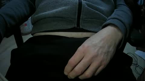 Snapshot of justme39057 chatting on 11-25-25, 04:29 Justme39057 online show from 11-25-25, 04:29