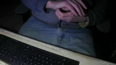 Snapshot of justme39057 chatting on 02-09-26, 04:05 Justme39057 online show from 02-09-26, 04:05