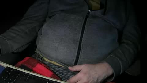 Snapshot of justme39057 chatting on 02-10-26, 04:33 Justme39057 online show from 02-10-26, 04:33