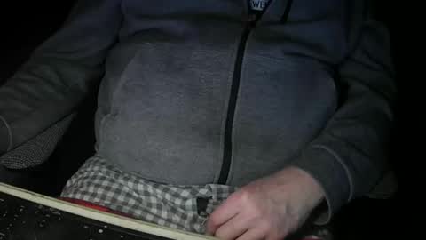 Snapshot of justme39057 chatting on 02-14-26, 05:43 Justme39057 online show from 02-14-26, 05:43