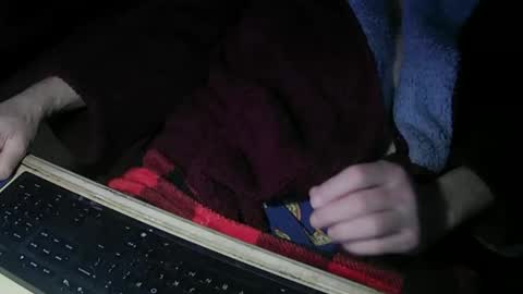 Snapshot of justme39057 chatting on 03-08-26, 03:05 Justme39057 online show from 03-08-26, 03:05