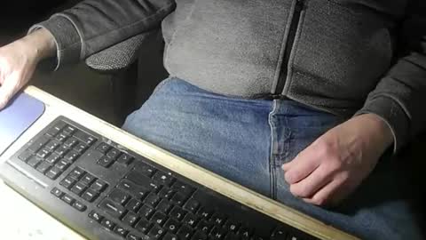 Snapshot of justme39057 chatting on 03-29-26, 07:25 Justme39057 online show from 03-29-26, 07:25