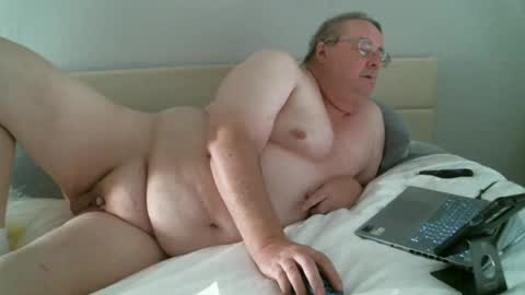 Snapshot of justmedm64 chatting on 03-03-25, 09:15 justmedm64 online show from 03-03-25, 09:15