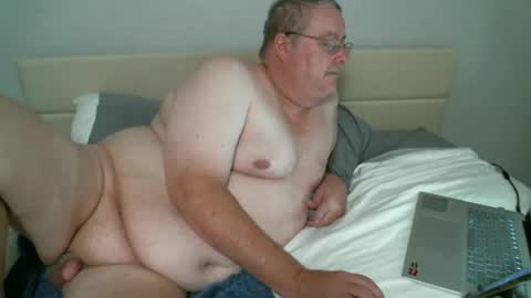 Snapshot of justmedm64 chatting on 10-21-25, 04:13 justmedm64 online show from 10-21-25, 04:13