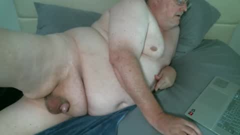 Snapshot of justmedm64 chatting on 04-13-26, 02:39 justmedm64 online show from 04-13-26, 02:39
