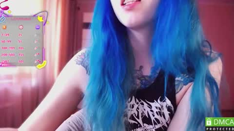 Snapshot of justmeowgirl chatting on 09-12-25, 04:01 justmeowgirl online show from 09-12-25, 04:01