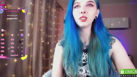 Snapshot of justmeowgirl chatting on 10-11-25, 04:01 justmeowgirl online show from 10-11-25, 04:01