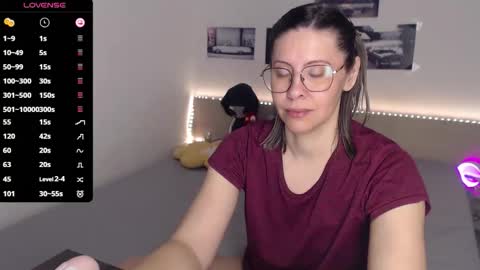 Julie online show from 03-19-26, 05:00