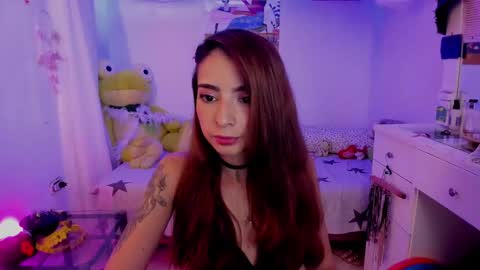 Mia online show from 02-06-25, 06:18