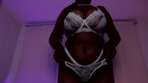 Snapshot of justnala_ chatting on 01-20-25, 03:48 Nala online show from 01-20-25, 03:48