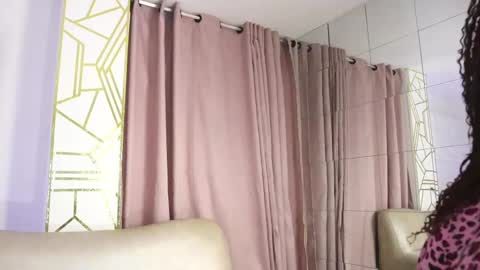 Snapshot of justnala_ chatting on 02-25-25, 04:03 Nala online show from 02-25-25, 04:03