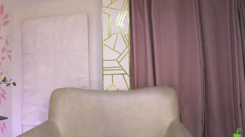 Snapshot of justnala_ chatting on 02-26-25, 04:03 Nala online show from 02-26-25, 04:03