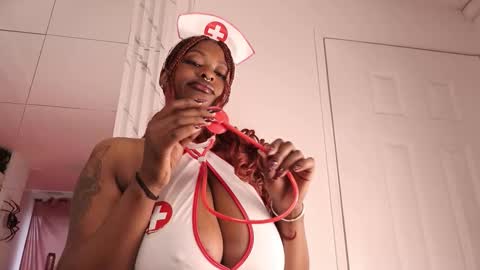 Snapshot of justnala_ chatting on 10-15-25, 02:39 Nala online show from 10-15-25, 02:39