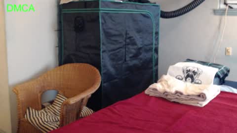 Snapshot of justonetime1 chatting on 03-10-26, 06:24 Justonetime1 online show from 03-10-26, 06:24