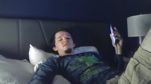 Snapshot of justphoenixxx chatting on 10-13-25, 02:22 justphoenixxx online show from 10-13-25, 02:22