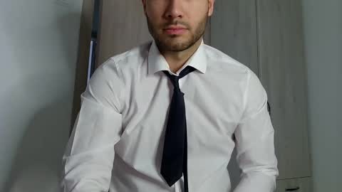 Justin online show from 12-31-24, 07:31