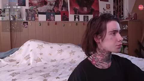 Snapshot of juuzou_kit chatting on 01-08-26, 12:29 Juuzou hehim u can call me Juz online show from 01-08-26, 12:29