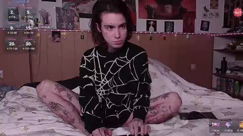 Snapshot of juuzou_kit chatting on 01-09-26, 02:31 Juuzou hehim u can call me Juz online show from 01-09-26, 02:31