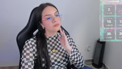 Snapshot of jxssicax chatting on 05-19-26, 01:56 jxssicax online show from 05-19-26, 01:56