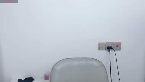 kooo online show from 04-14-26, 03:34