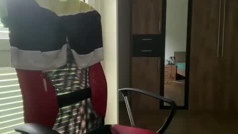 Snapshot of k1sexboy chatting on 05-31-26, 05:09 niceoregano online show from 05-31-26, 05:09