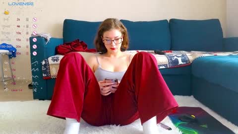 Snapshot of k1tty_cute chatting on 01-23-25, 09:29 KITTY AND NICK Broadcast start time 10 am and 10 pm Moscow time online show from 01-23-25, 09:29