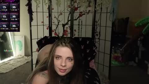 K8X4U LOVE ME online show from 06-18-26, 04:02