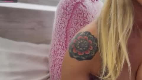 Snapshot of kaaaypaaay1 chatting on 02-01-26, 05:33 kaaaylapaaayla online show from 02-01-26, 05:33