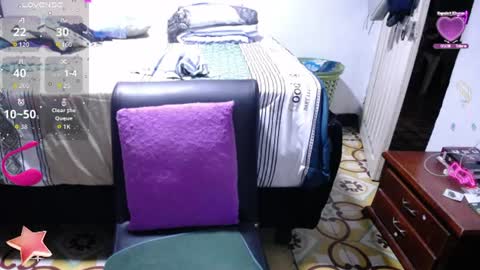 Snapshot of kaarlaa_ chatting on 07-19-26, 01:26 Karla online show from 07-19-26, 01:26