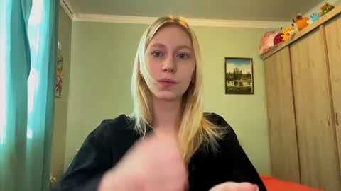 Snapshot of kacicasal chatting on 07-04-26, 02:12 Mia 1st day here online show from 07-04-26, 02:12