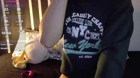 Snapshot of kad_kad chatting on 02-19-25, 06:32 Kanela online show from 02-19-25, 06:32