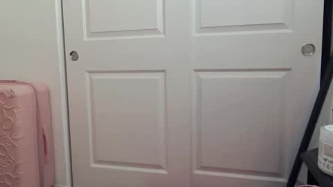 Snapshot of kaelagreen chatting on 01-14-26, 10:47 kaelagreen online show from 01-14-26, 10:47