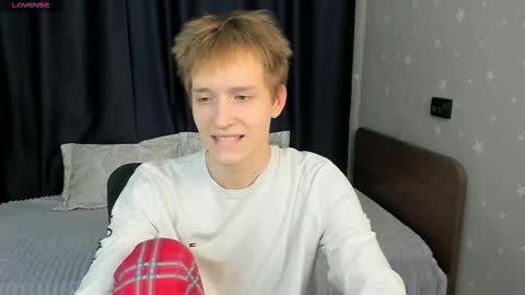 Snapshot of kai_milller chatting on 02-06-26, 07:17 Kai online show from 02-06-26, 07:17