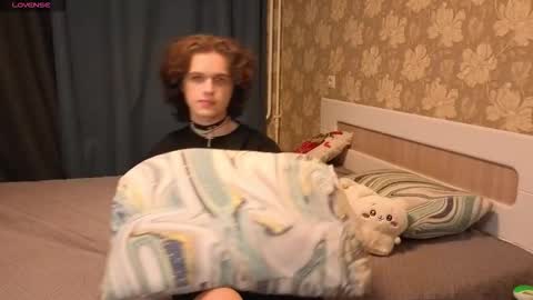 Snapshot of kai_sushi chatting on 03-21-26, 10:35 Kai online show from 03-21-26, 10:35