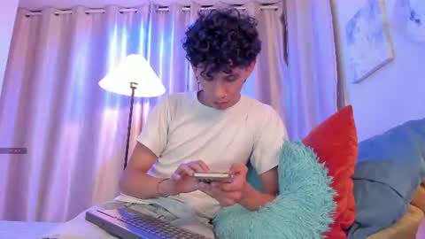 Snapshot of kaiirox chatting on 07-12-26, 03:30 kai online show from 07-12-26, 03:30