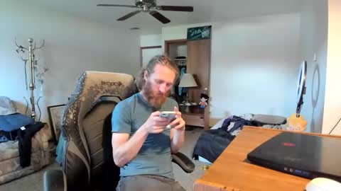 Kaiku77 online show from 04-21-26, 06:12