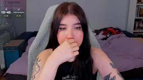 Snapshot of kailey_harris chatting on 12-28-24, 05:14 Kailey NONUDE online show from 12-28-24, 05:14