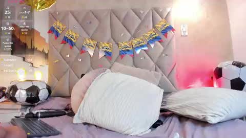 Snapshot of kailinmoon chatting on 07-06-26, 03:03 Kailin online show from 07-06-26, 03:03