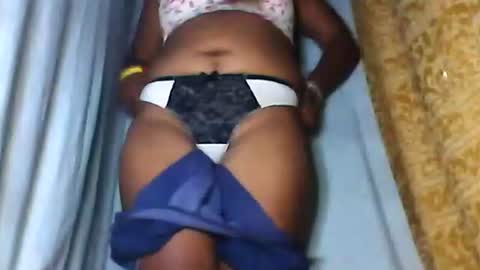 Snapshot of kaillah chatting on 10-28-25, 05:22 kaillah online show from 10-28-25, 05:22