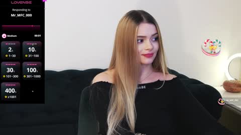 Snapshot of kailyn_moen01 chatting on 12-15-24, 11:09 Kailyn online show from 12-15-24, 11:09