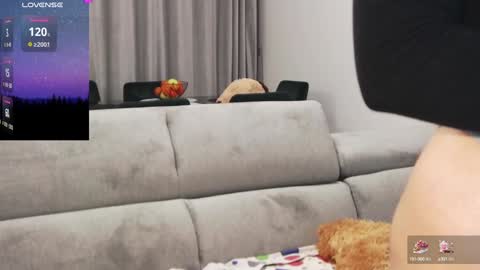 Snapshot of kailyn_moen01 chatting on 01-10-25, 05:24 Kailyn online show from 01-10-25, 05:24