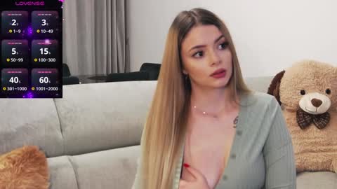 Snapshot of kailyn_moen01 chatting on 01-15-25, 07:34 Kailyn online show from 01-15-25, 07:34