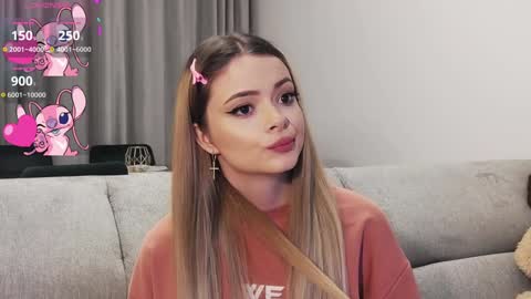 Snapshot of kailyn_moen01 chatting on 01-25-25, 09:35 Kailyn online show from 01-25-25, 09:35