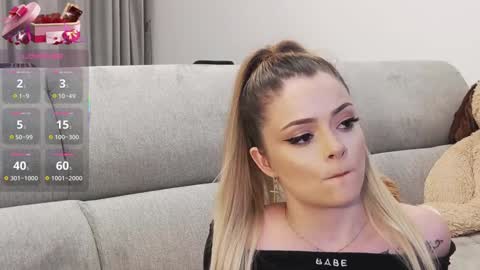 Snapshot of kailyn_moen01 chatting on 02-04-25, 08:59 Kailyn online show from 02-04-25, 08:59