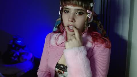 Snapshot of kairilovescumm chatting on 01-11-25, 01:16 Kairi online show from 01-11-25, 01:16