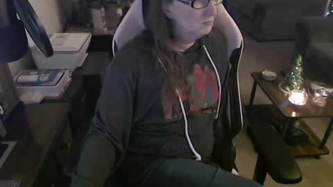 Snapshot of kait331 chatting on 12-12-24, 01:32 Camprincess331 online show from 12-12-24, 01:32