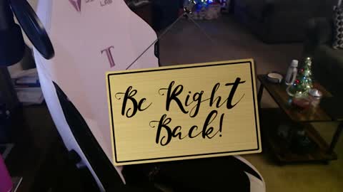 Snapshot of kait331 chatting on 12-24-24, 01:16 Camprincess331 online show from 12-24-24, 01:16