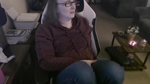 Snapshot of kait331 chatting on 03-06-25, 01:27 Camprincess331 online show from 03-06-25, 01:27